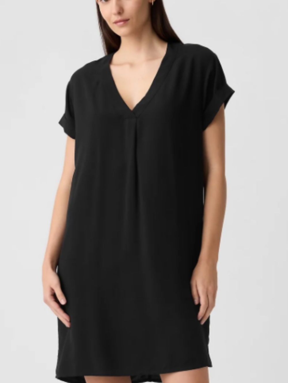 GAP Black pleated V-Neck Short Sleeve dress size medium nwt
